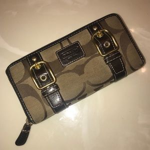 Classic Coach wallet